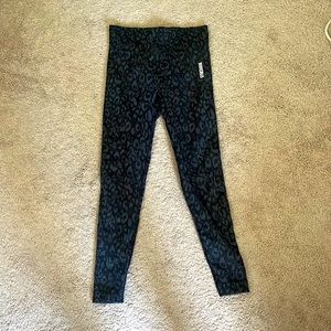 Gymshark animal adapt seamless leopard print